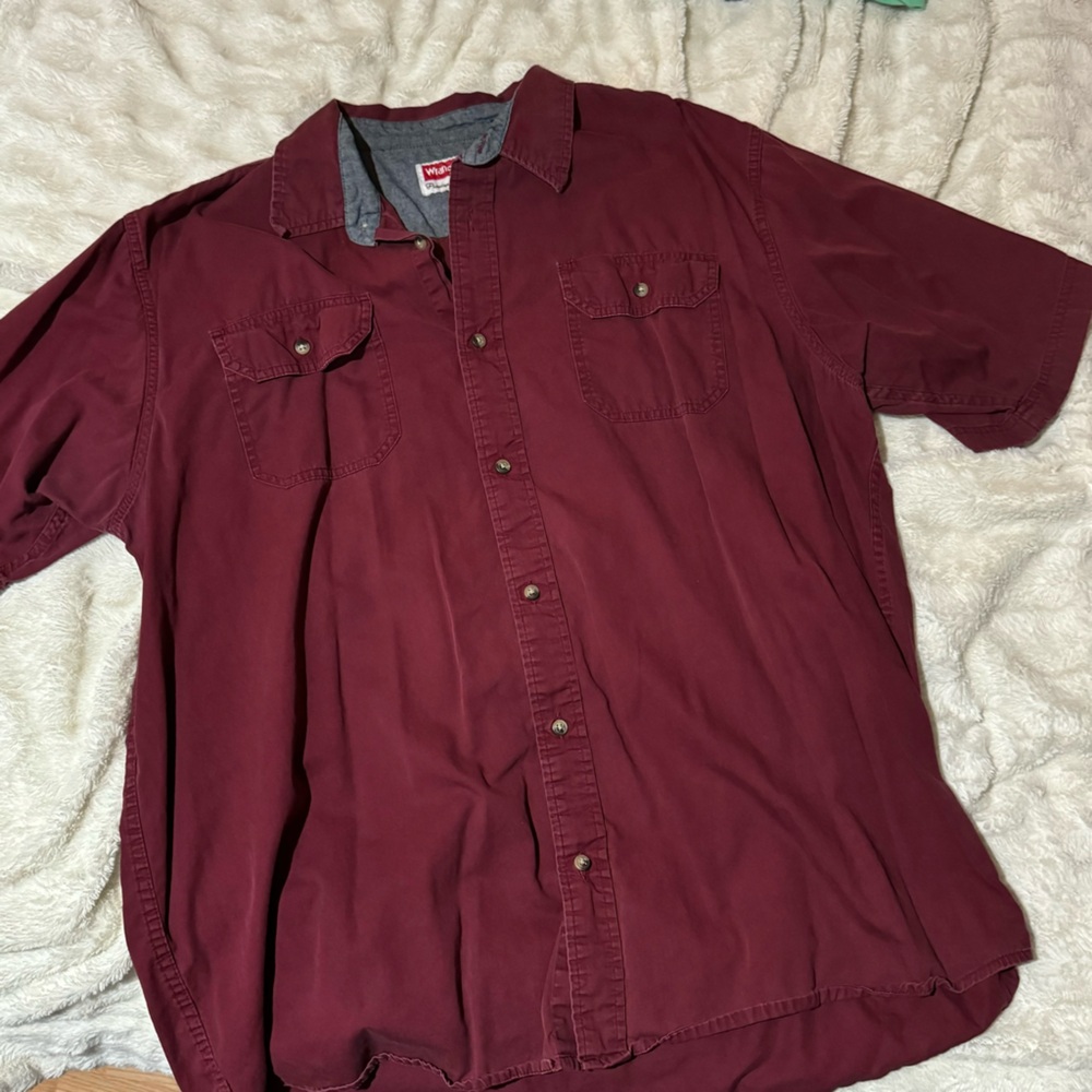 Wrangler collared button shirt